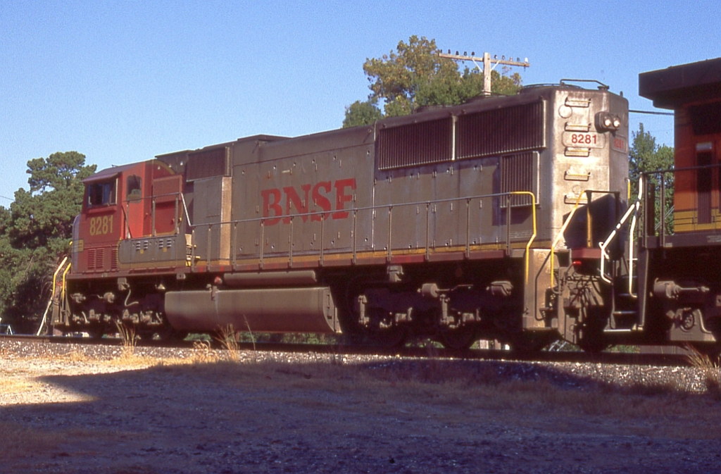 BNSF 8281